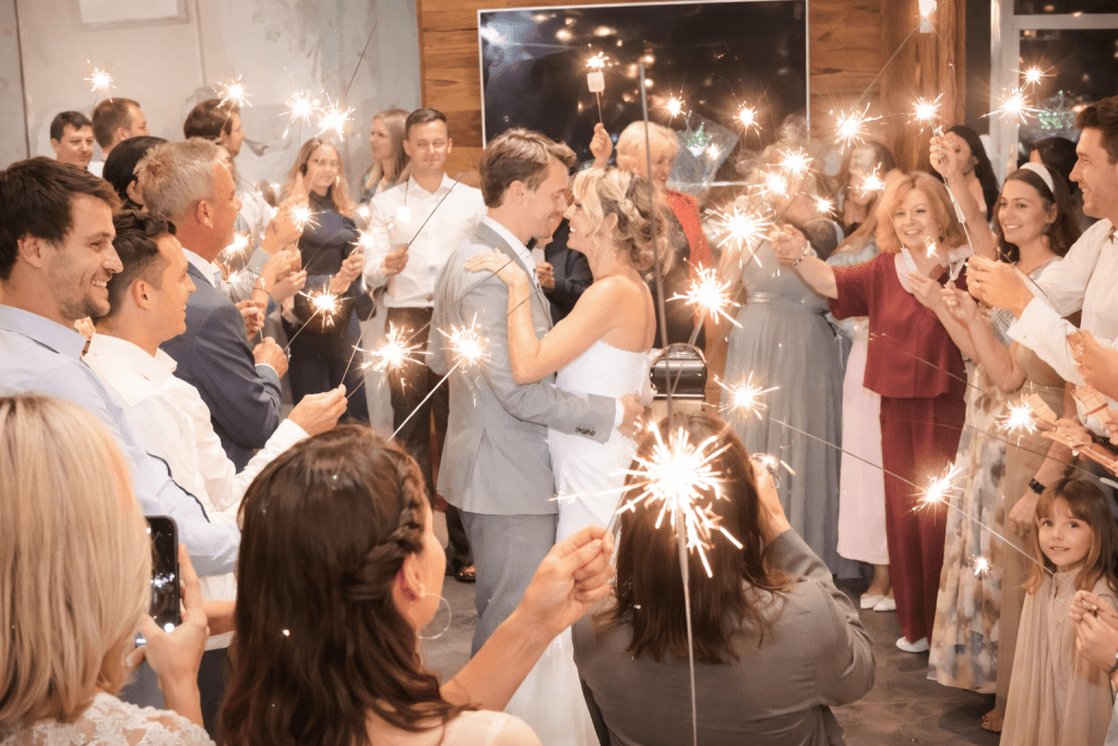 wedding party first dance dj Benjamin bow